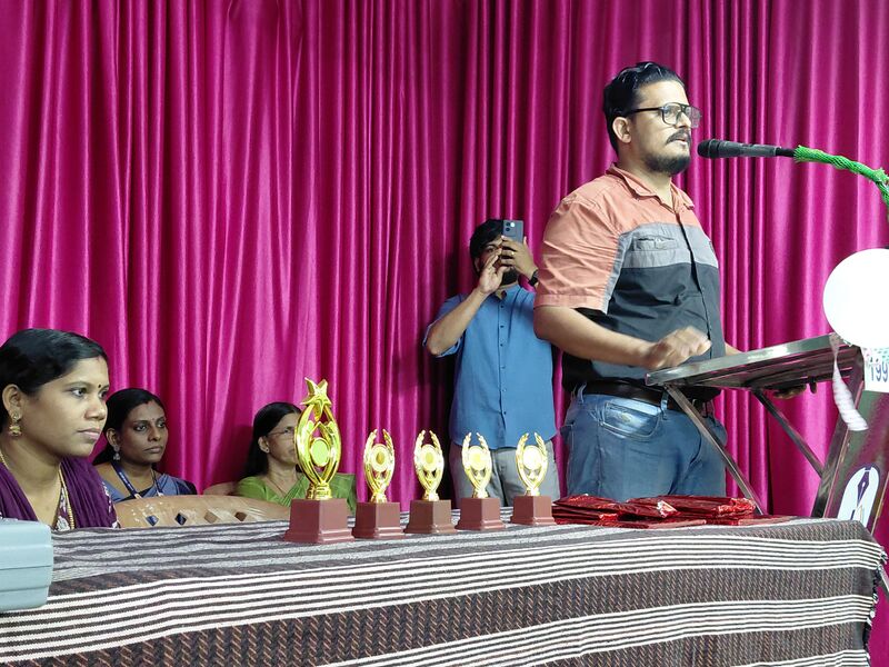 പ്രമാണം:SCIENCE 19077.jpg