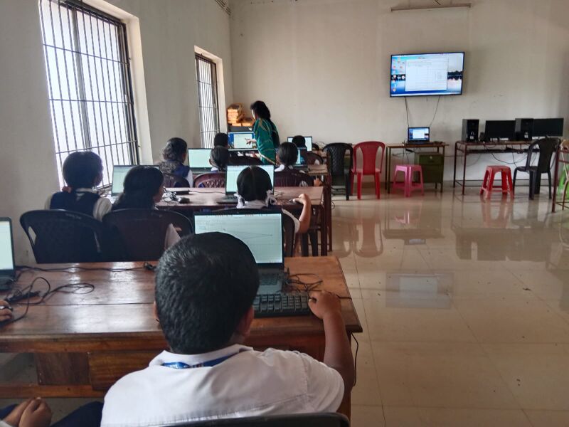 പ്രമാണം:13056hitech lab st.jpeg