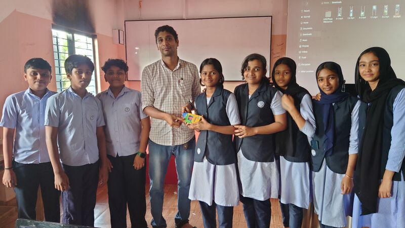 പ്രമാണം:18093 MPM Schoolcamp may2025 4.JPG