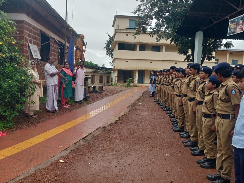 പ്രമാണം:19066-spc.jpg