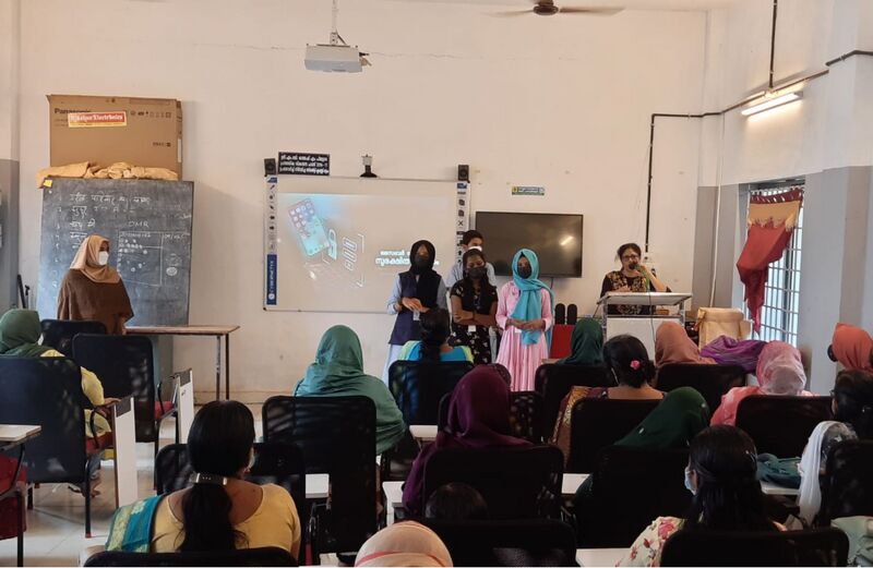 പ്രമാണം:20015-PKD-LKCS22-4 - Saliha Ch.jpg