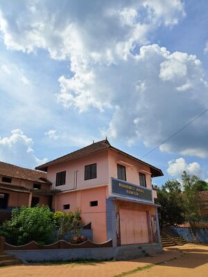 21083 hitech library.jpg