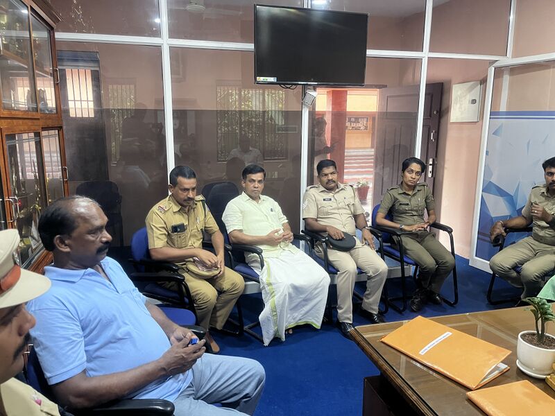 പ്രമാണം:25025 spc meet1.2.jpg