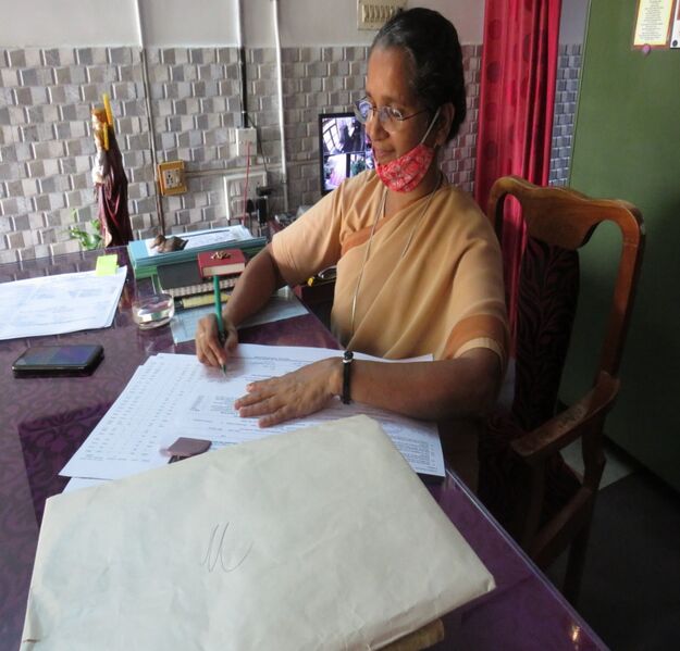 പ്രമാണം:35006 h21.jpg