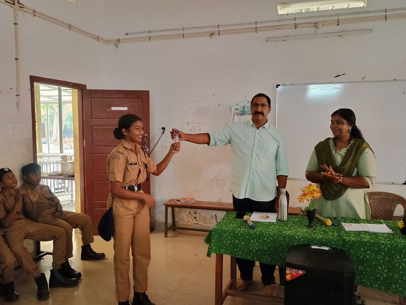 പ്രമാണം:35059-2025-26-SPC-XMas Camp-Secion1-2.jpg