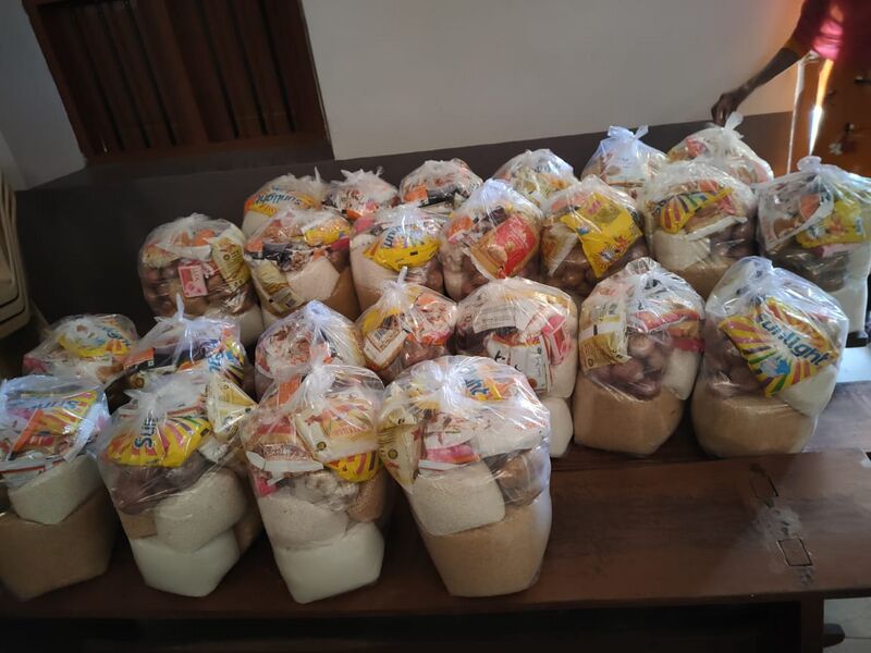 പ്രമാണം:Food kit 43065.jpeg