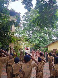 SHO ഷഫീക് എ. SPC പതാക ഉയർത്തുന്നു.