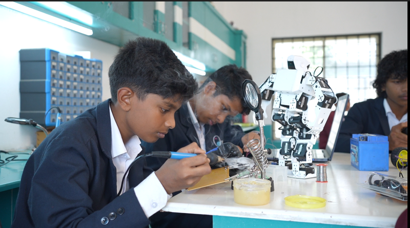 പ്രമാണം:15086 ATL LAB.png