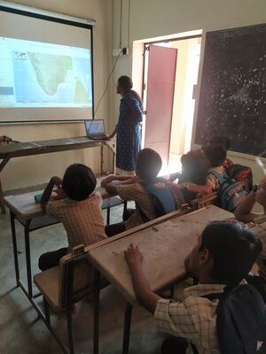 17004 hitechclass4.jpg