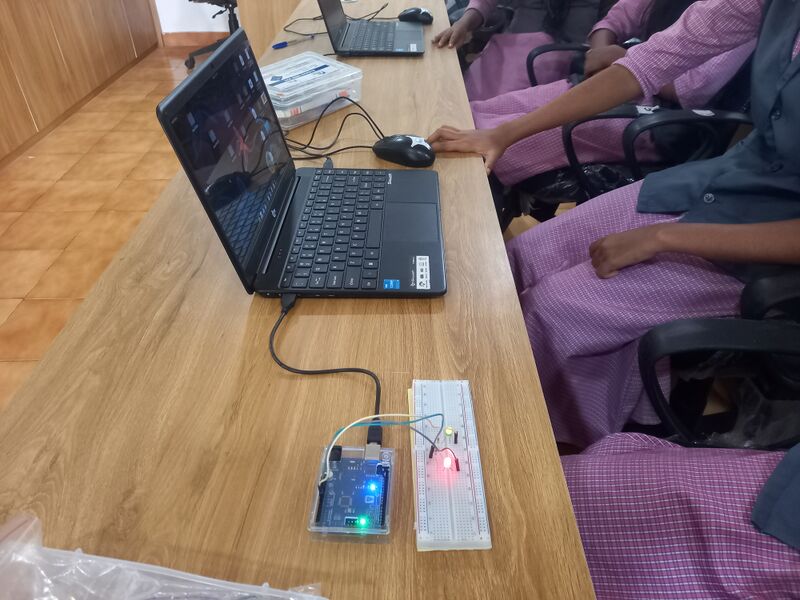 പ്രമാണം:19074 ai1.jpg