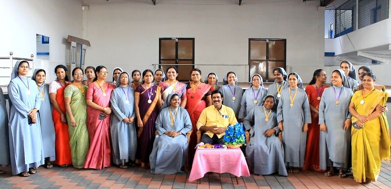 പ്രമാണം:21001 teachers day 87.jpg