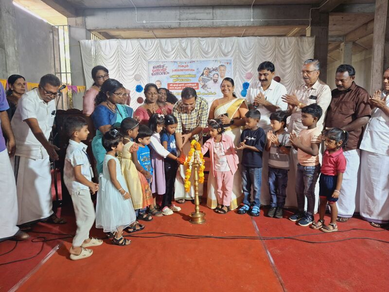 പ്രമാണം:25121-PREVESHANOLSAVAM INAUGURATION.jpg