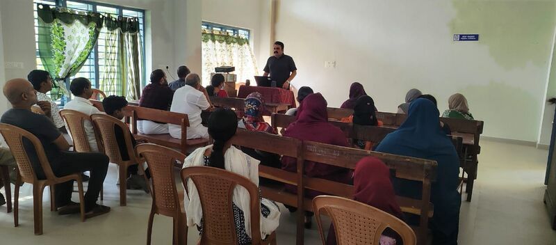 പ്രമാണം:32501 Little Kites Parents Meeting.jpg