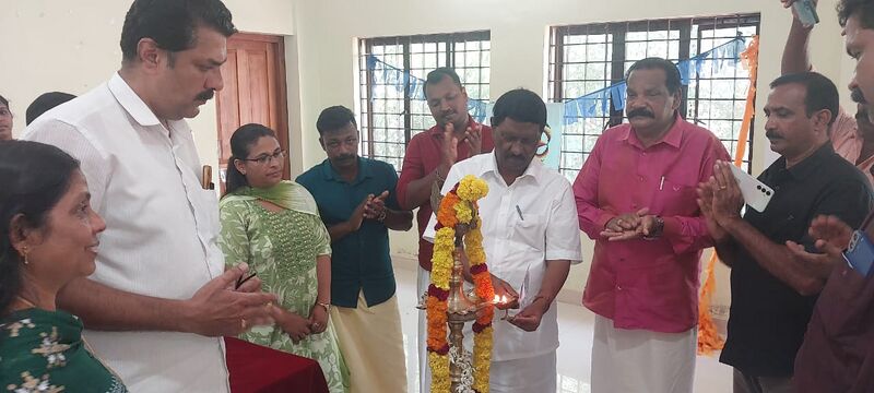 പ്രമാണം:42011-Creative Corner Inauguration.jpg