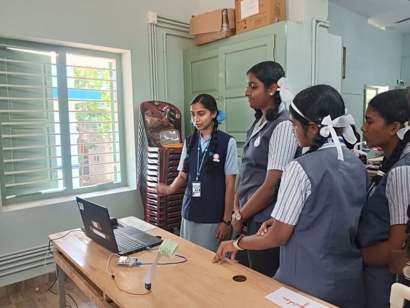 പ്രമാണം:43065 fd 3.jpg