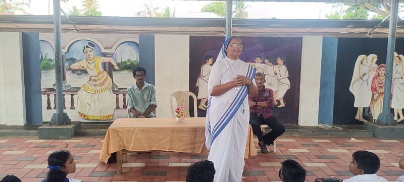 പ്രമാണം:Knowlwdgeclub 35052 231.jpeg