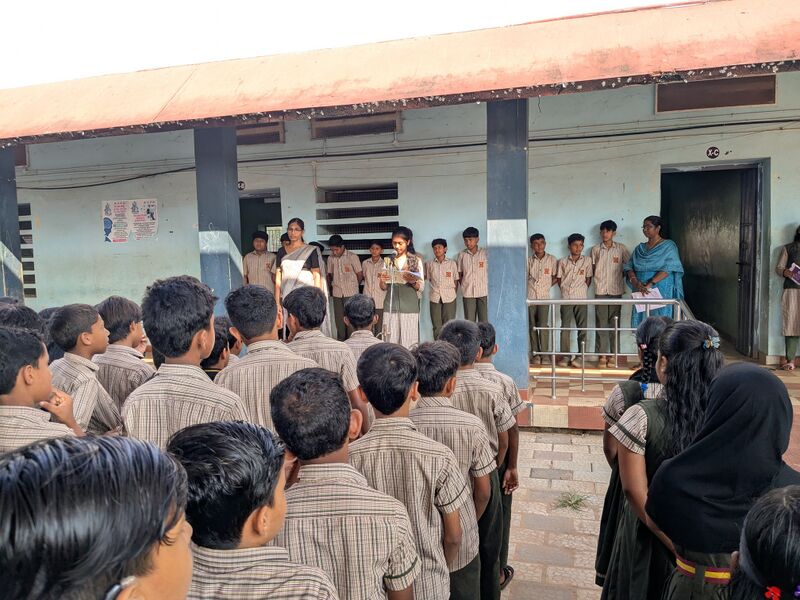 പ്രമാണം:12039 8b3.jpg