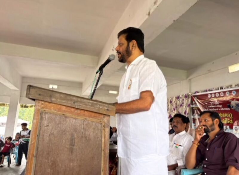 പ്രമാണം:21060 .khs thykondo.jpg