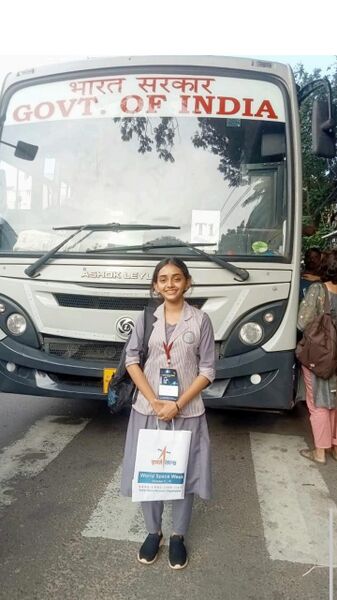 പ്രമാണം:35050 nidhi1.jpg