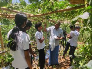 37001 green thumbs24 2.jpg