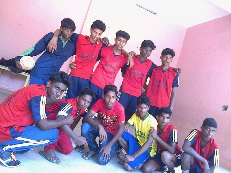 പ്രമാണം:42019 hand ball 2014.jpg