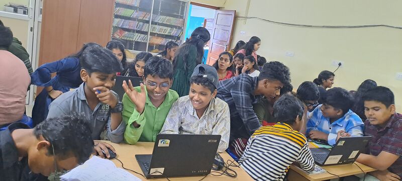 പ്രമാണം:44055 aptitude learn seniors.jpg