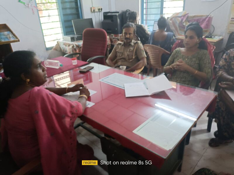 പ്രമാണം:7ed01929-74fb-45b4-8f48-e7fb565ed1d4.jpg