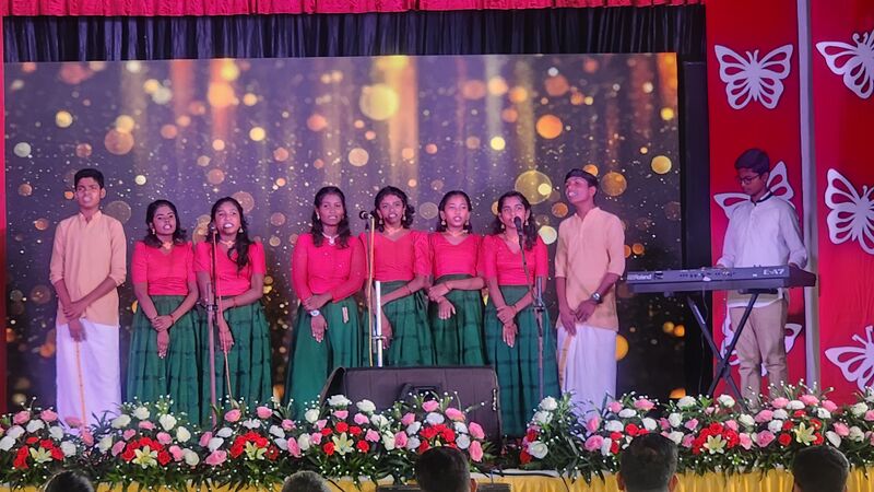 പ്രമാണം:Anniversary 35052 25 (10).jpg