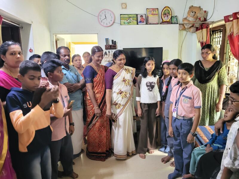 പ്രമാണം:BS TVM 44066 ona.jpeg