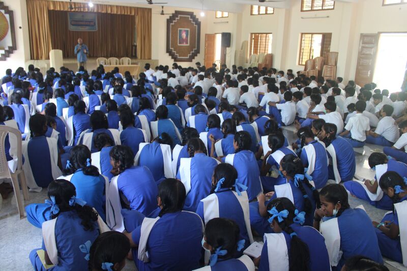 പ്രമാണം:Legal service 35052 22 (5).JPG