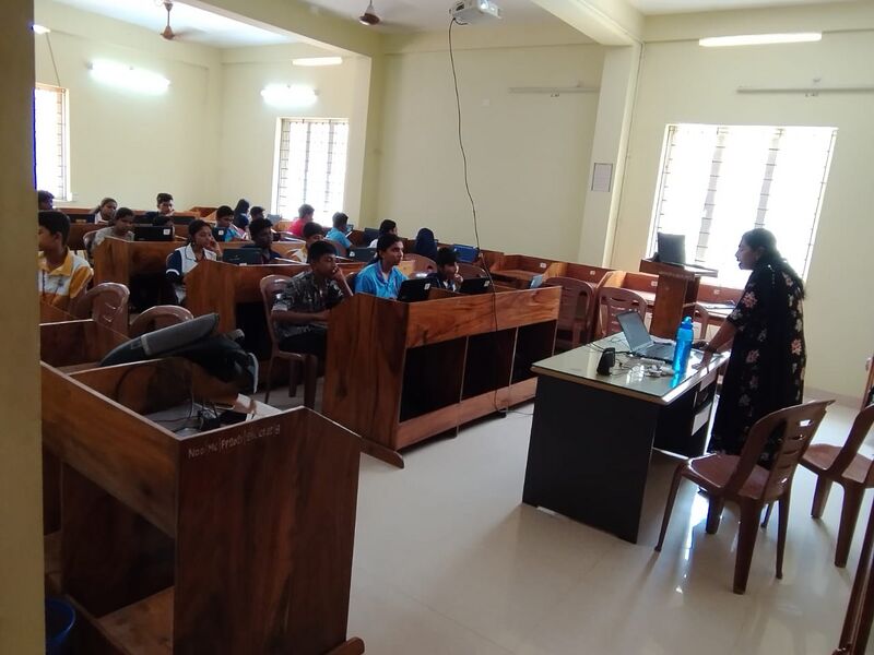 പ്രമാണം:Subjilla camp03.jpg