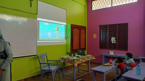 23528 51hitech classroom2.jpg