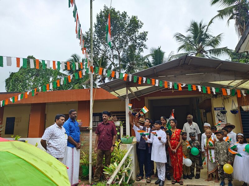 പ്രമാണം:42548 independence day 24.jpg