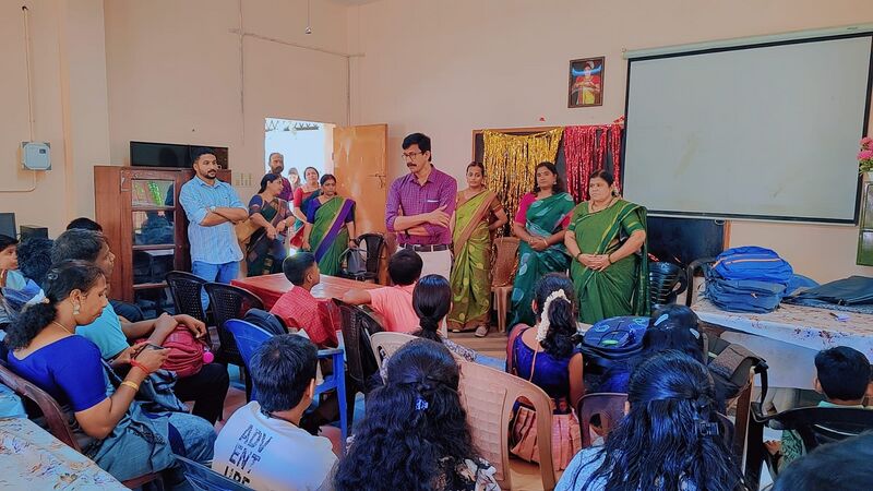 പ്രമാണം:43055 re opening day.jpg