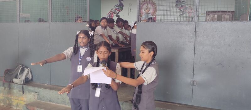 പ്രമാണം:43069 swday 4.jpg