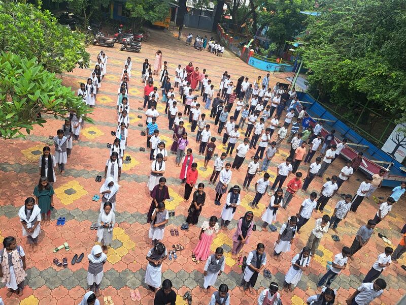 പ്രമാണം:43240 yoga4.jpg