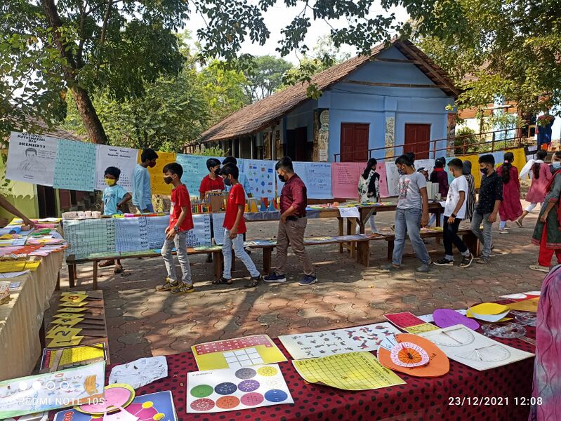 പ്രമാണം:48466 ramanujan2.jpeg