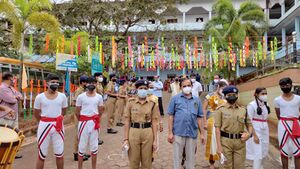 BS21 KNR 14028 3.jpg