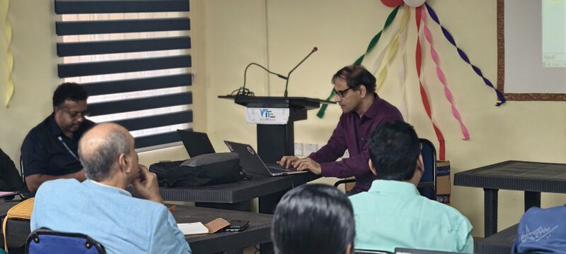 പ്രമാണം:Experts Visit TVM10.jpeg