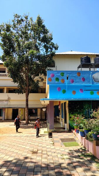 പ്രമാണം:Ghs uliyanad .jpg