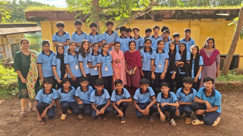 പ്രമാണം:12027 lk 10std.jpg