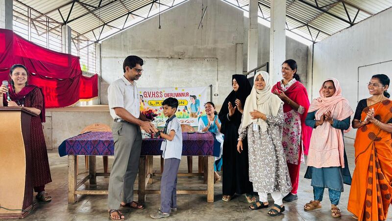 പ്രമാണം:17093 LP 2.jpg