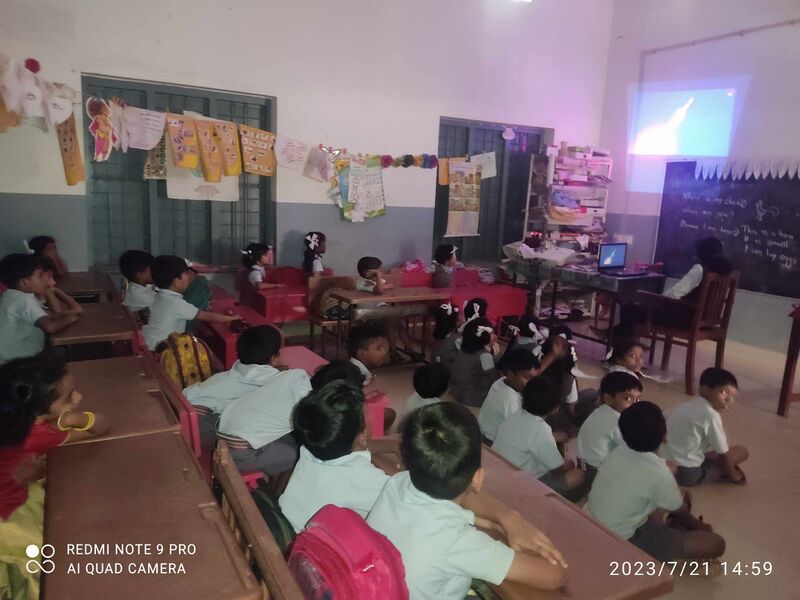 പ്രമാണം:24344 high tec.jpg