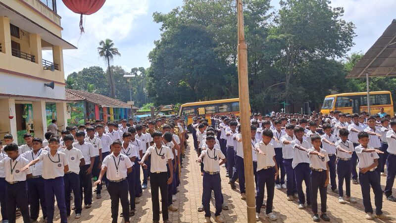 പ്രമാണം:25072GHSK FSD PLEDGE.jpg