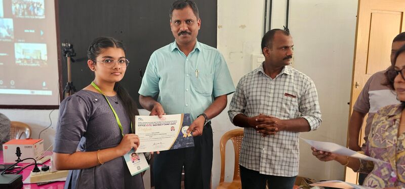 പ്രമാണം:29040-LK Disrict Camp -Scratch Programming-1.jpg