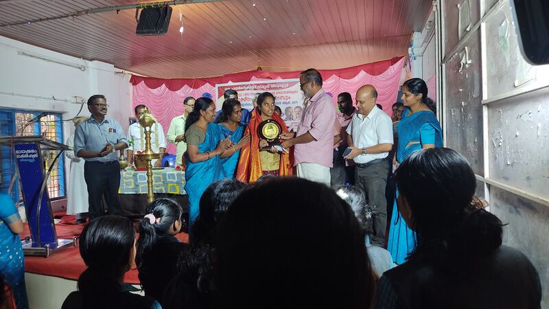 പ്രമാണം:34032 ALP Bookpublish1.jpg