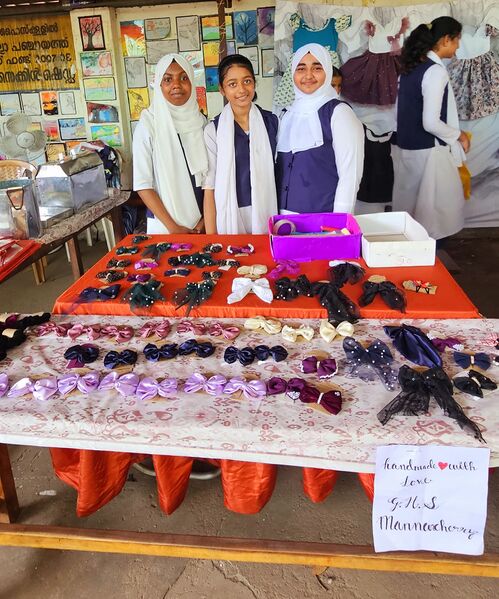 പ്രമാണം:34044-Ghsm-Workexperience 2024.jpg