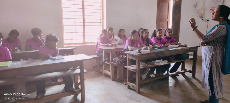 പ്രമാണം:42022 LK 2.jpg