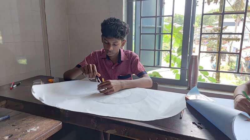 പ്രമാണം:42085 mat 25 4.jpg