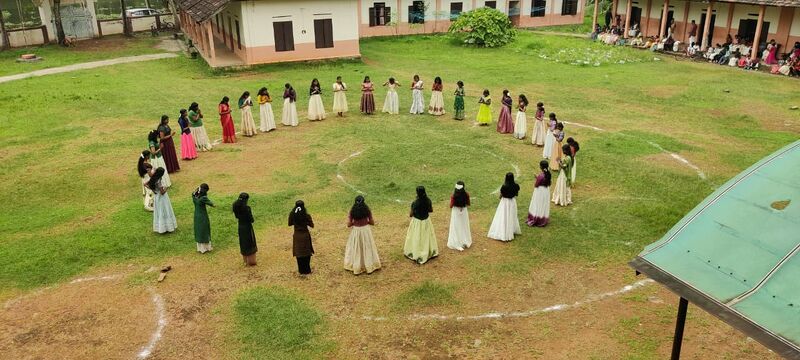 പ്രമാണം:46038 megathiruvathira.jpg